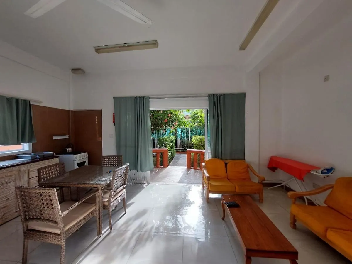 Beau Vallon Villa Self Catering With Pool 0*, Beau Vallon (Mahe) Seychellen