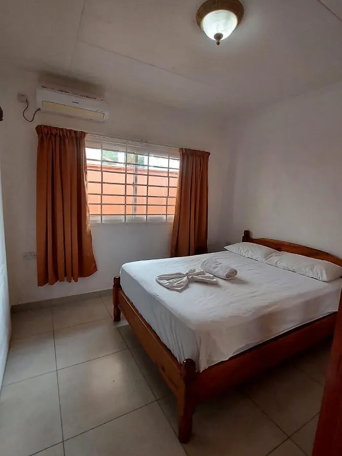 Beau Vallon Villa Self Catering With Pool 0*, Beau Vallon (Mahe) Seychellen