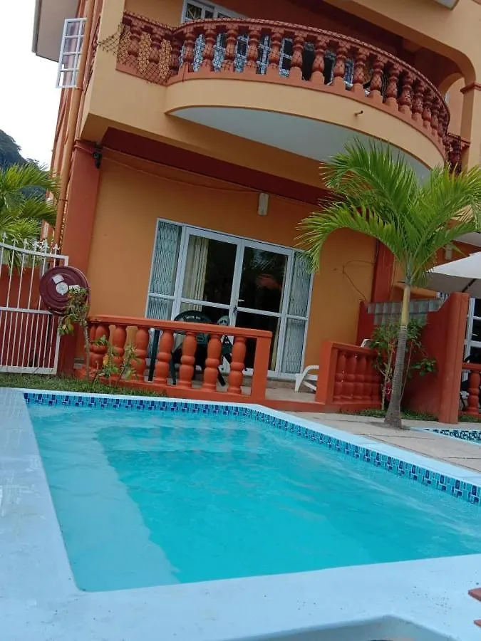 Beau Vallon Villa Self Catering With Pool