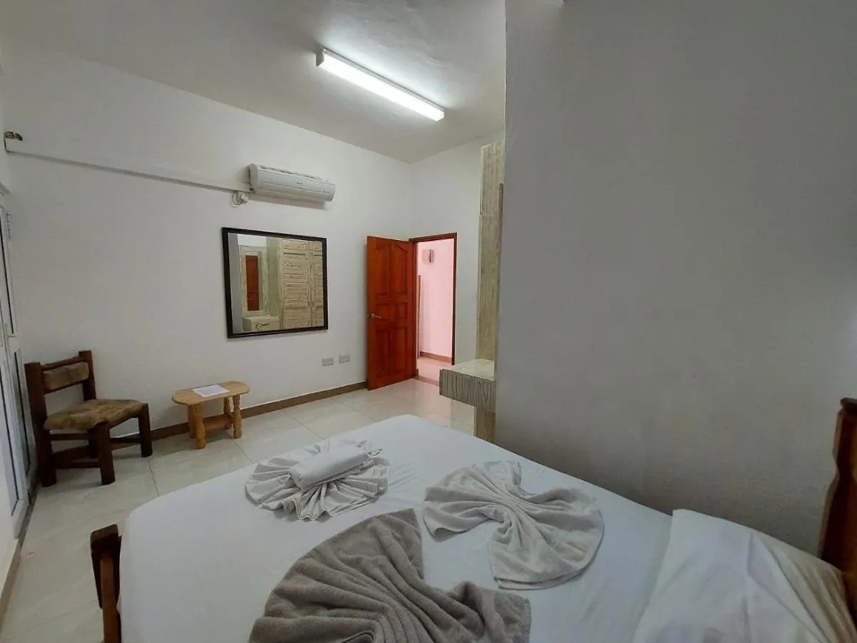 Beau Vallon Villa Self Catering With Pool